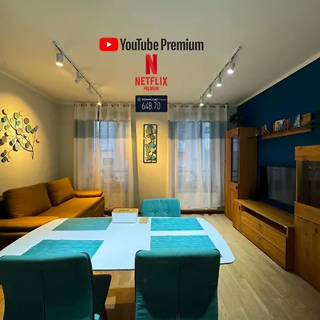 Cozy Apt - Parking & All Amenities